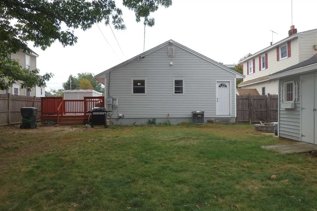 735 Hevey Street Manchester NH 03102