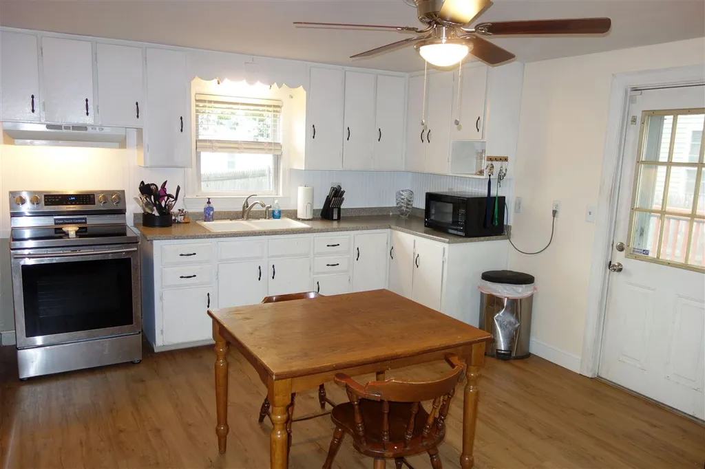 735 Hevey Street Manchester NH 03102