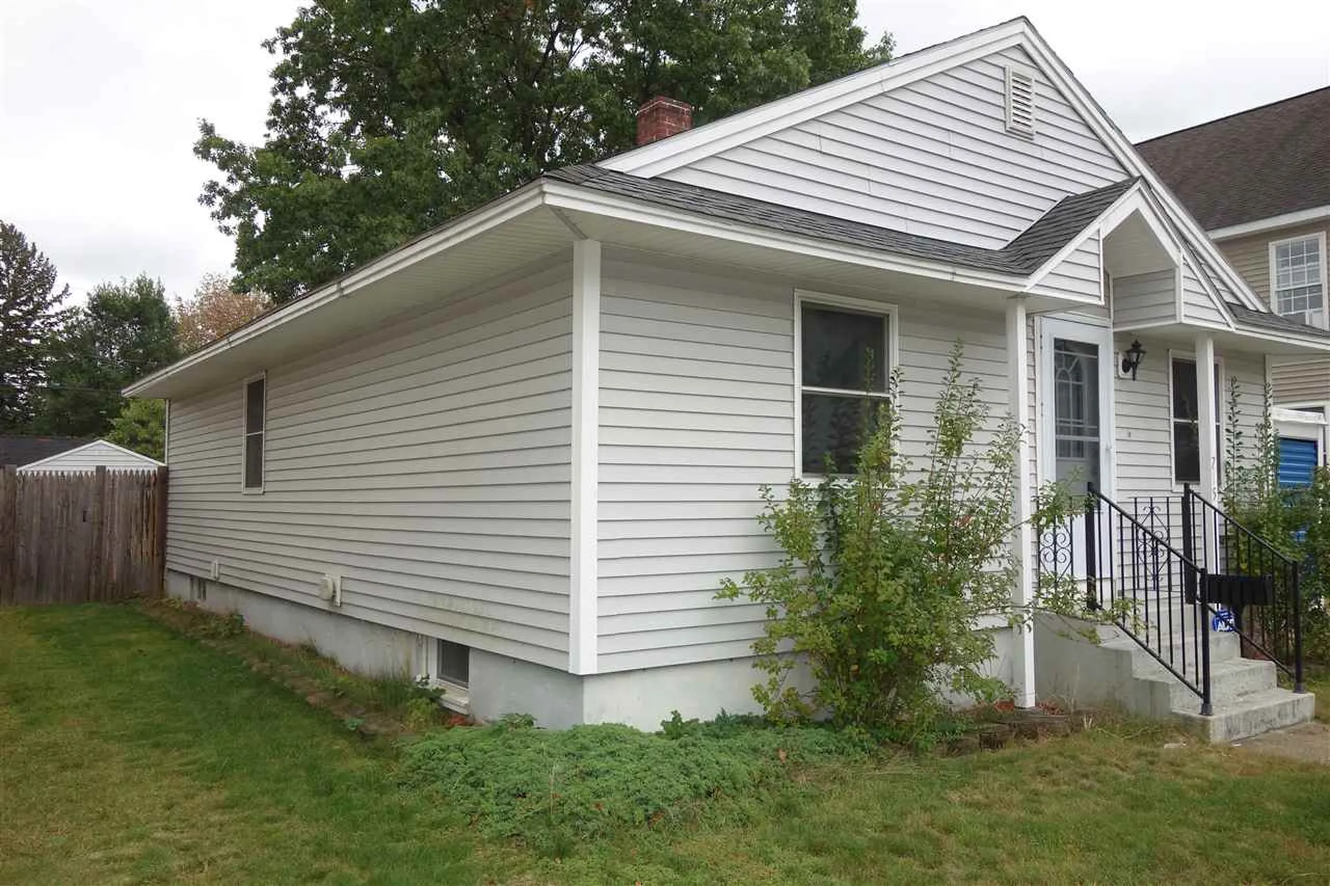 735 Hevey Street Manchester NH 03102