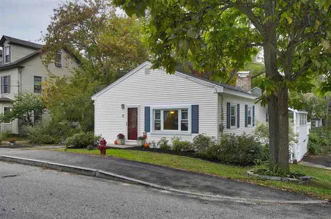 37 South Avenue Derry NH 03038