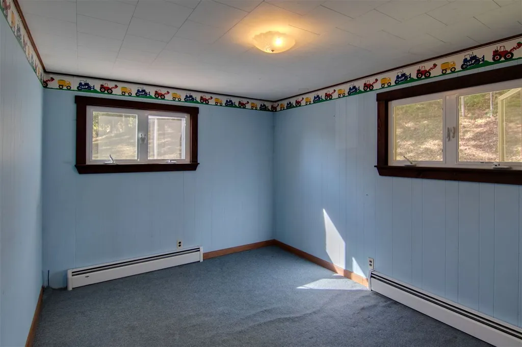 20 Old Lincoln Avenue Lisbon NH 03585