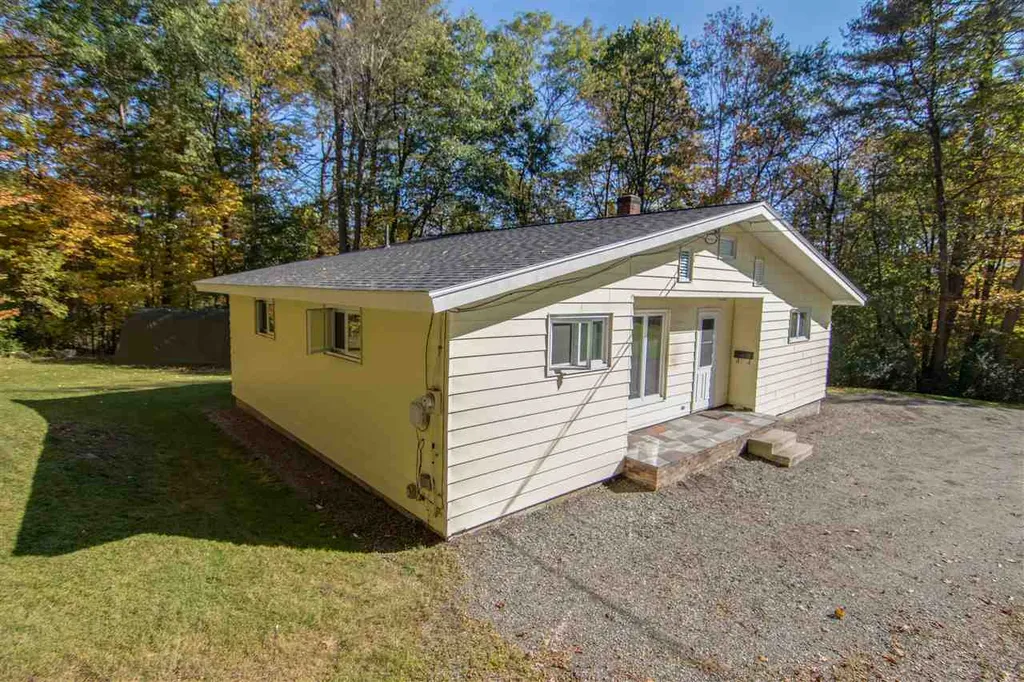 20 Old Lincoln Avenue Lisbon NH 03585