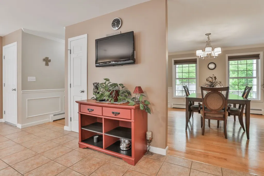 1 Tebbetts Lane Bedford NH 03110