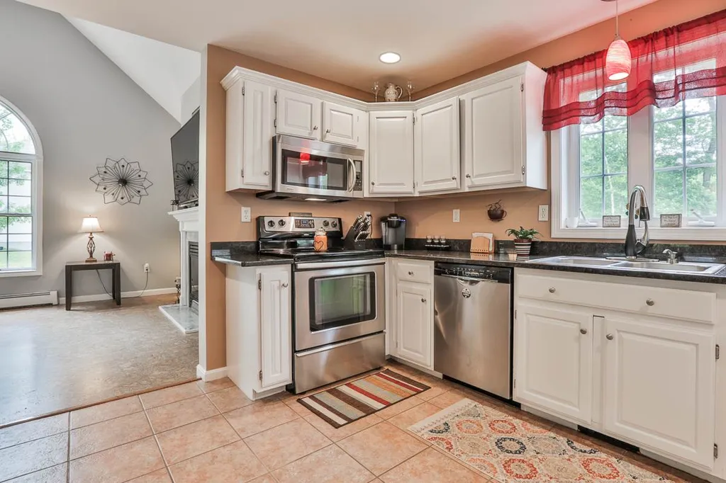 1 Tebbetts Lane Bedford NH 03110