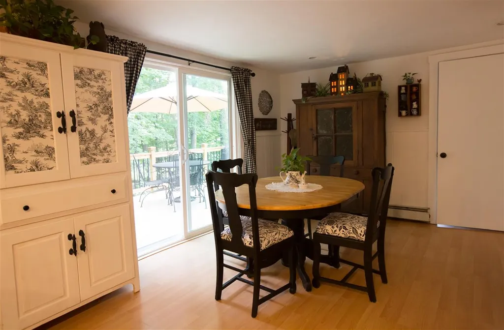 2 Killarney Lane Newport NH 03773