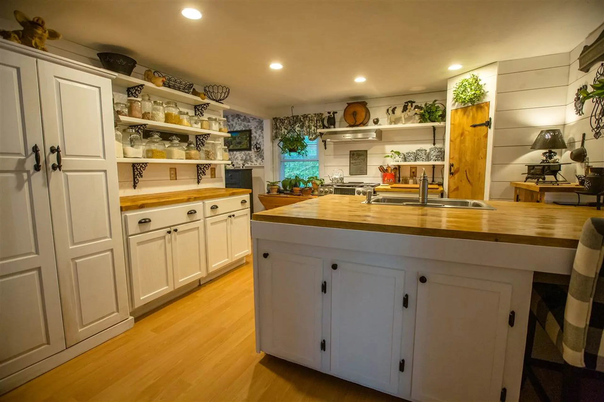 2 Killarney Lane Newport NH 03773