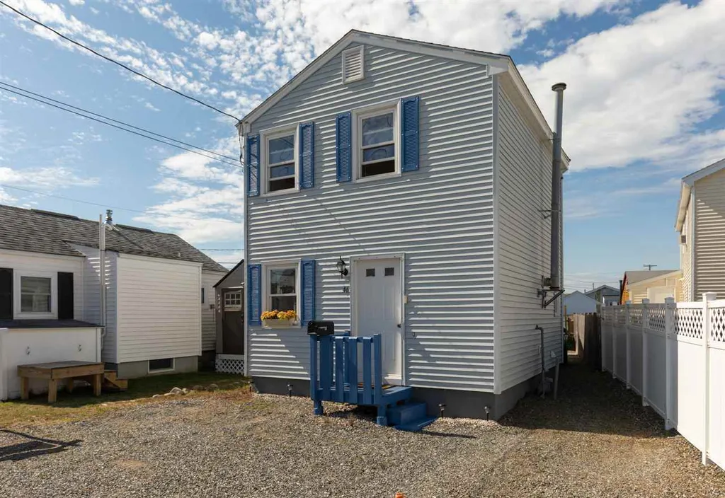 46 Brown Avenue Hampton NH 03842