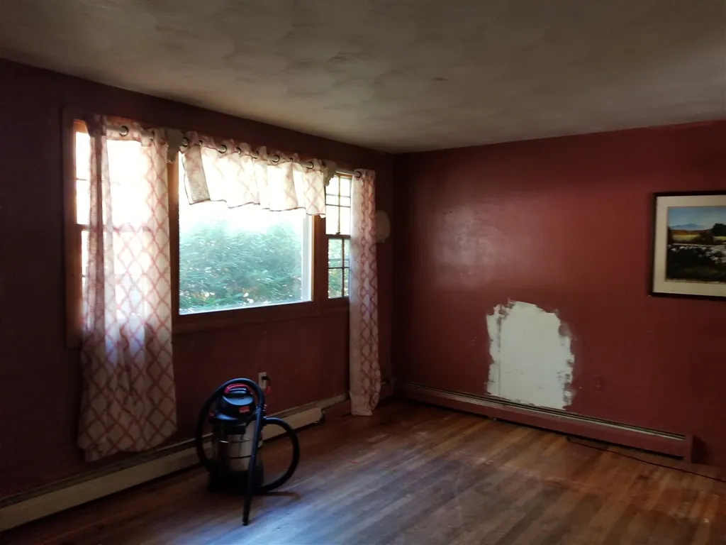 6 Mort Avenue Keene NH 03431