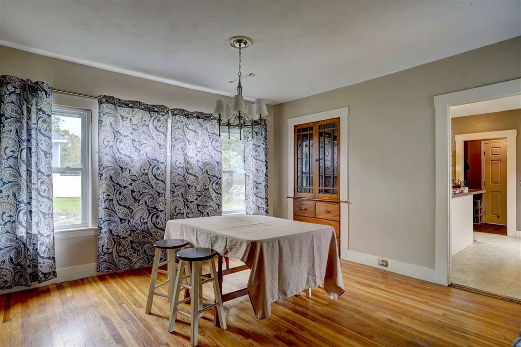 4 Elm Street Merrimack NH 03054