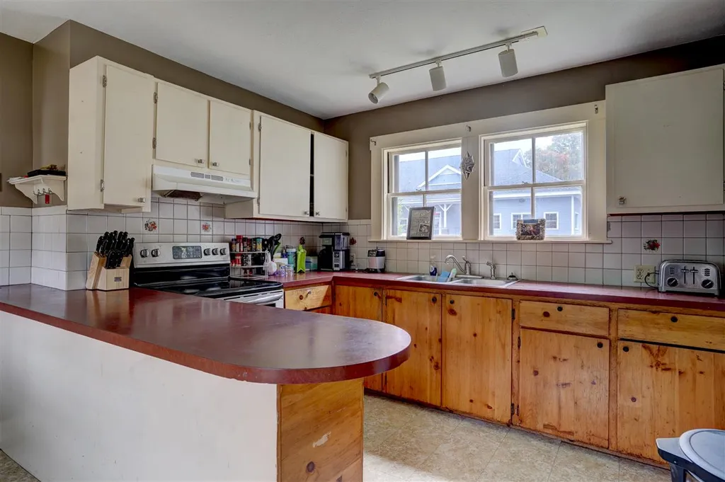 4 Elm Street Merrimack NH 03054