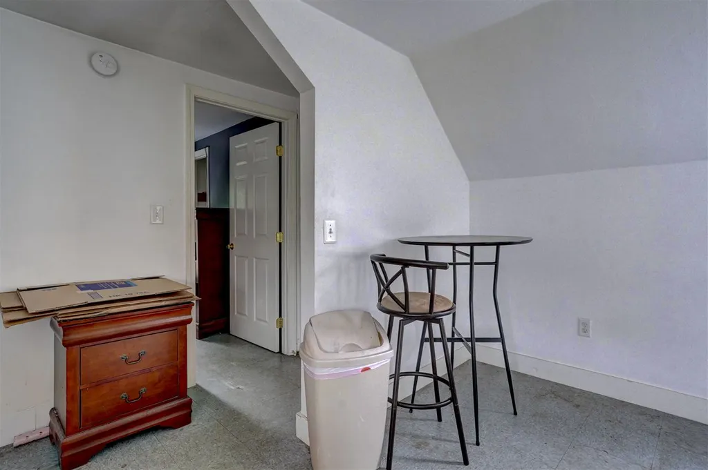 4 Elm Street Merrimack NH 03054