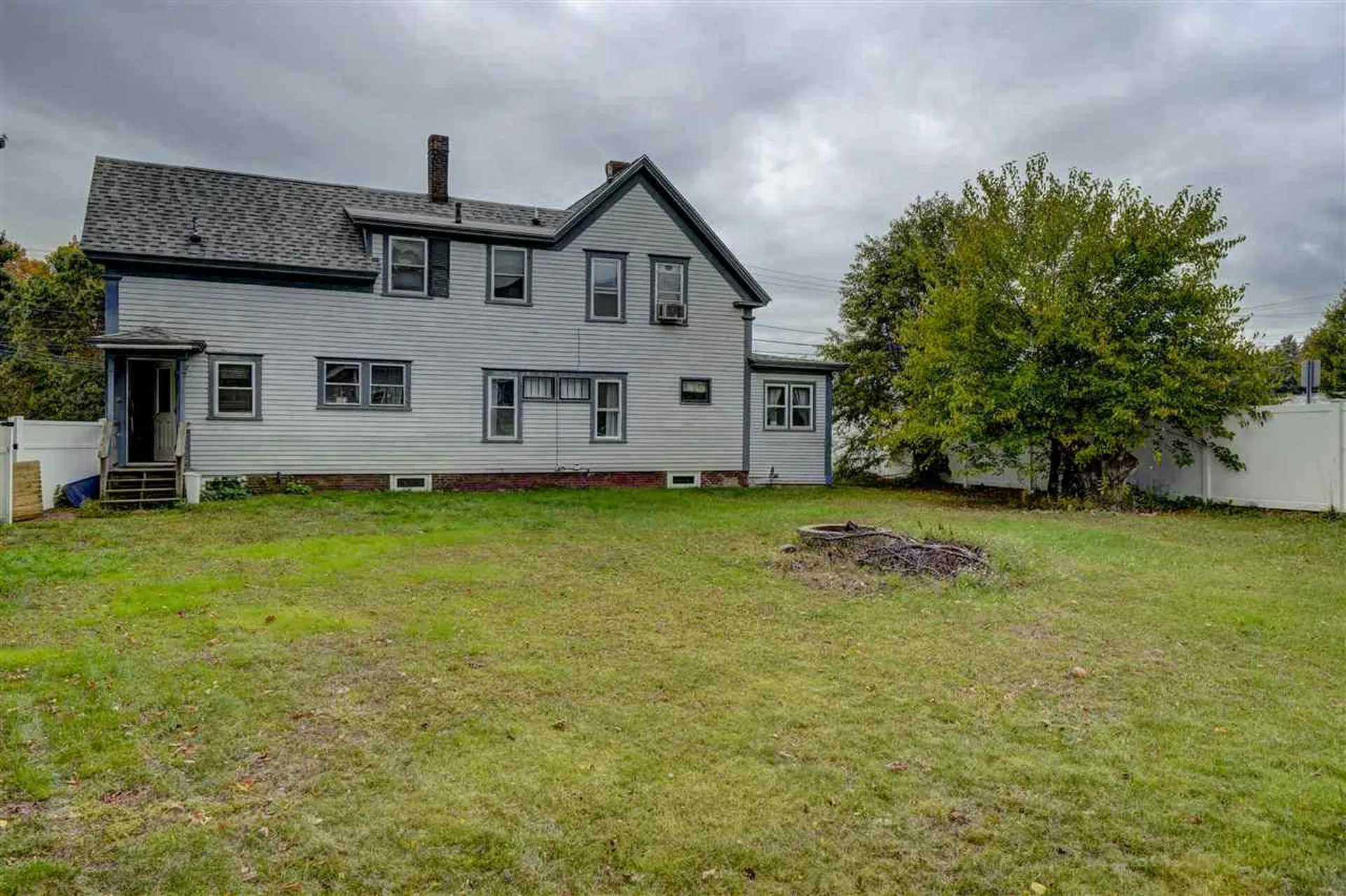 4 Elm Street Merrimack NH 03054