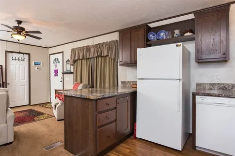 29 Colonial Village Somersworth NH 03878