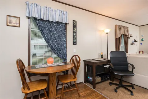 29 Colonial Village Somersworth NH 03878
