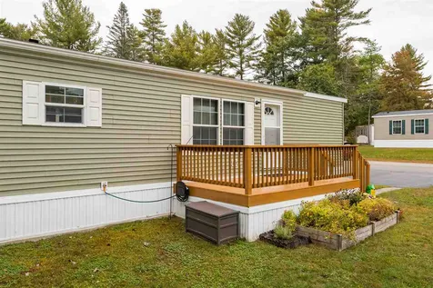 29 Colonial Village Somersworth NH 03878