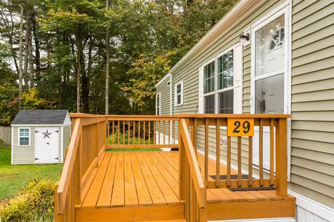 29 Colonial Village Somersworth NH 03878