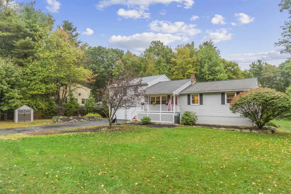14 Judy Drive Londonderry NH 03053
