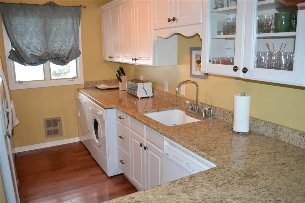 1221 Baker Turn Road Hartford VT 05059