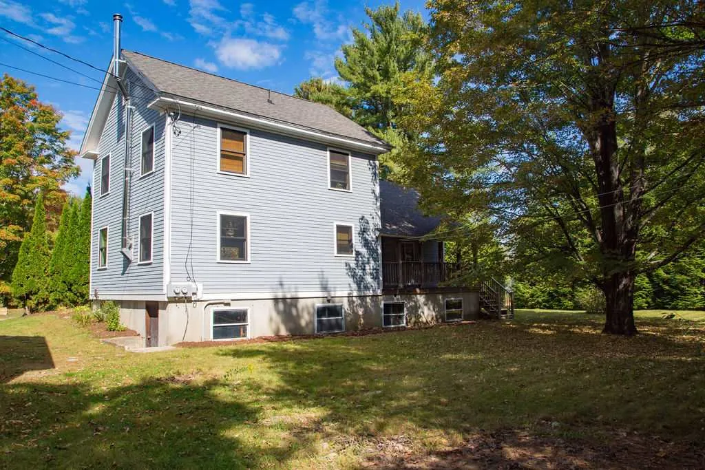 9 Mallego Road Barrington NH 03825