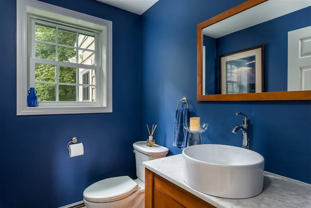 40 Riverview Road New Castle NH 03854