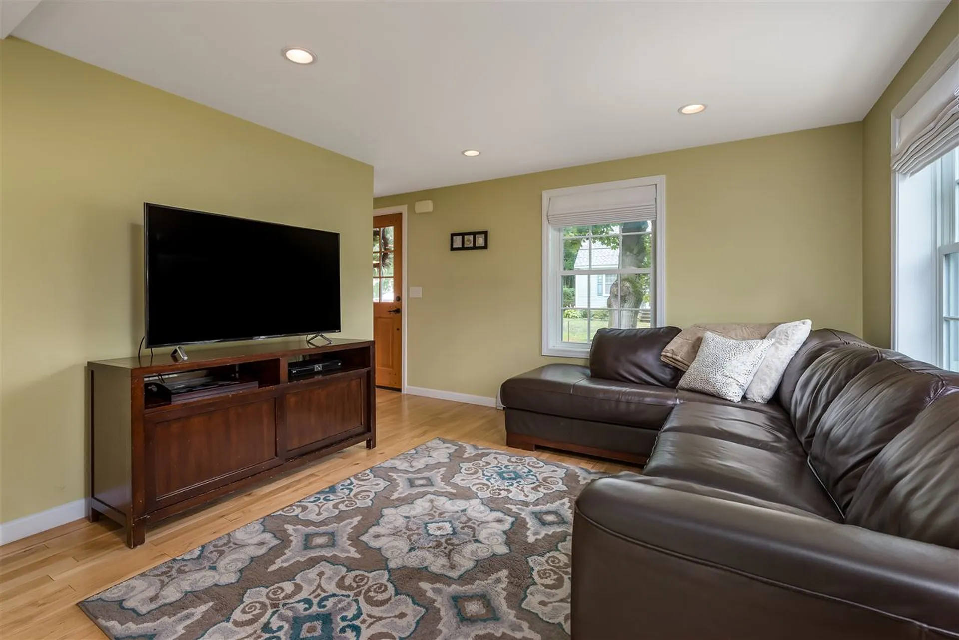 40 Riverview Road New Castle NH 03854