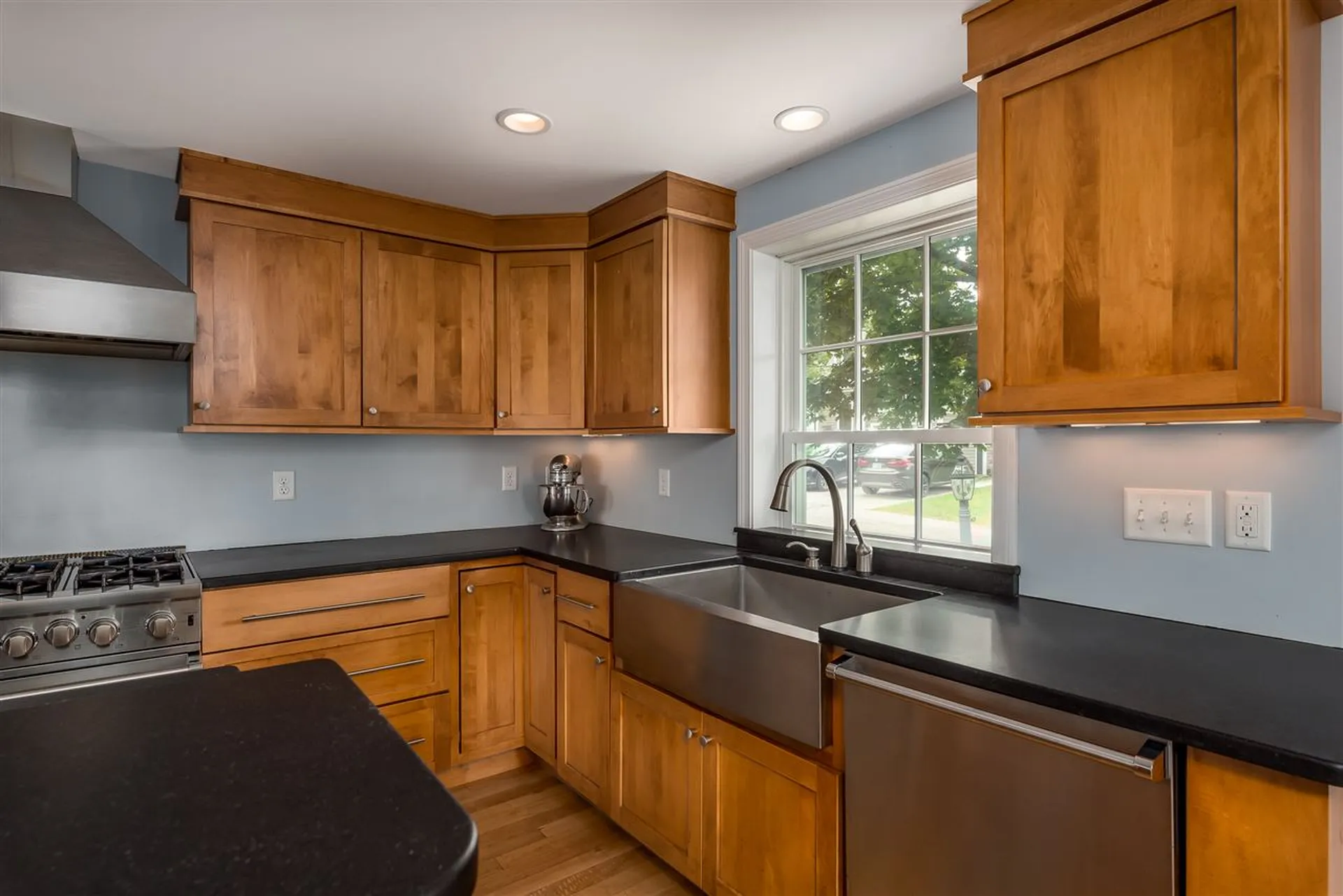 40 Riverview Road New Castle NH 03854
