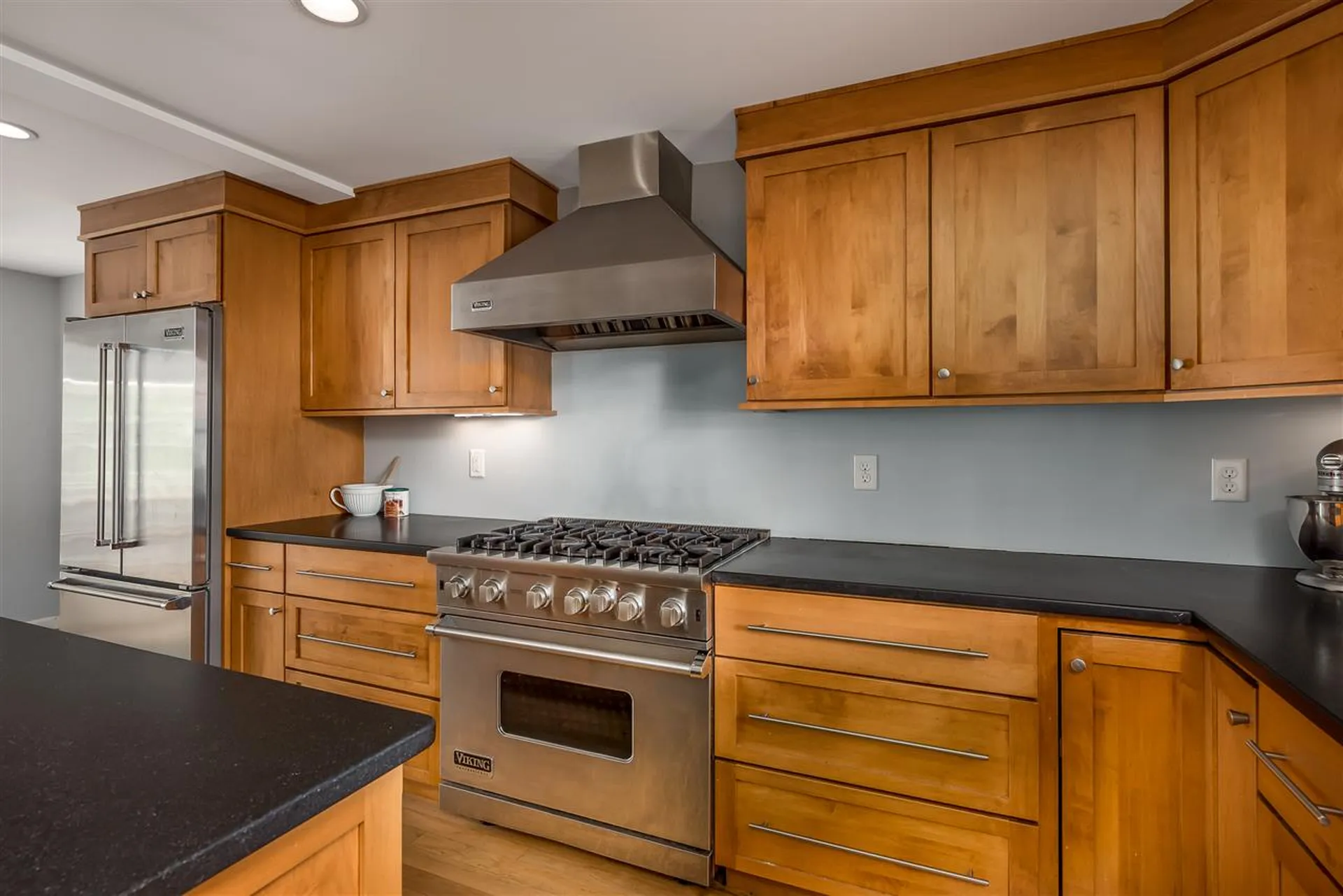 40 Riverview Road New Castle NH 03854