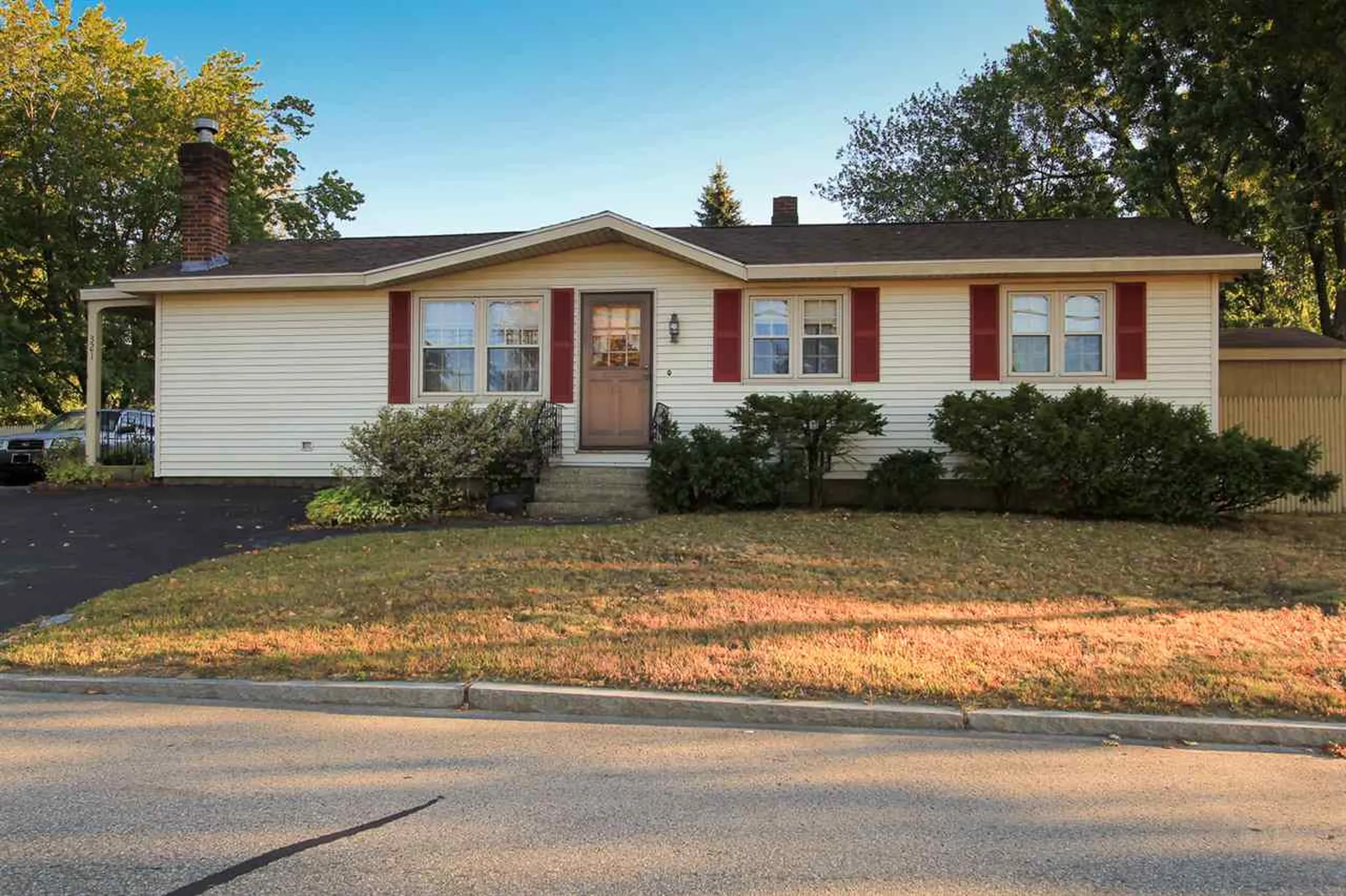 321 Weston Road Manchester NH 03103