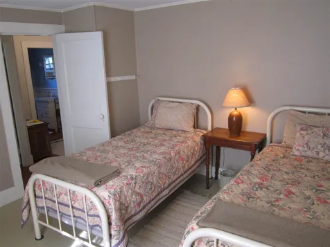 371 Little Sunapee Road New London NH 03257