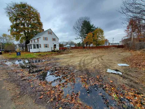 6 Avon Avenue Dover NH 03820