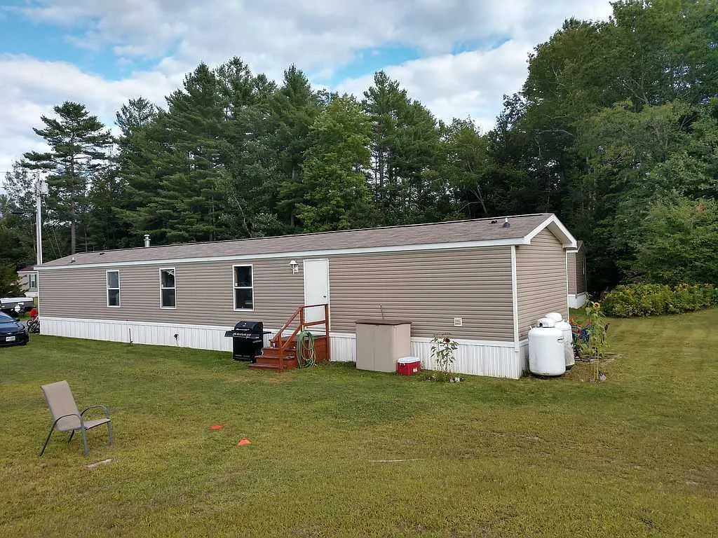 16 Goodwin Lane Canaan NH 03741