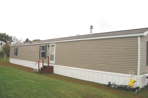 16 Goodwin Lane Canaan NH 03741