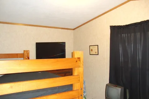 16 Goodwin Lane Canaan NH 03741
