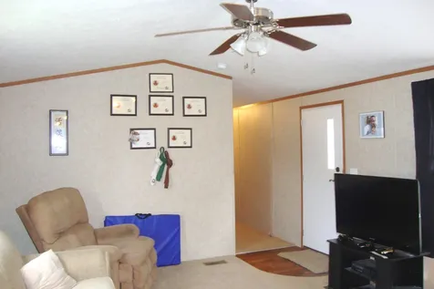 16 Goodwin Lane Canaan NH 03741