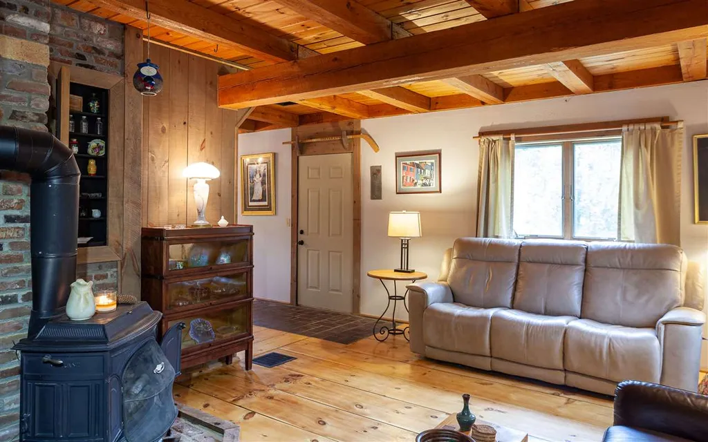 33 Octagon Drive Charlestown NH 03603