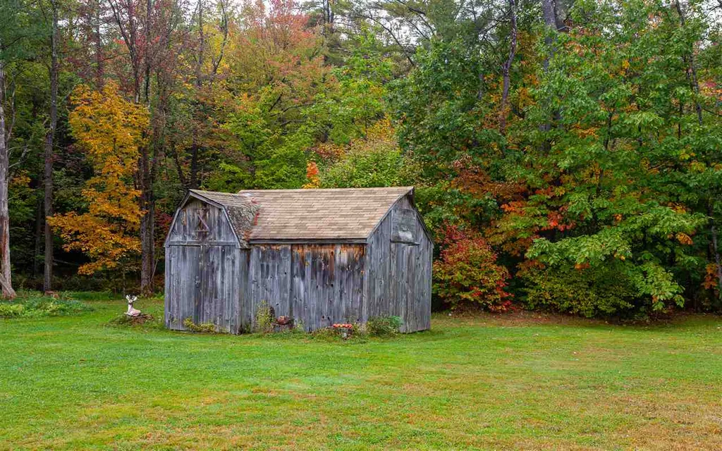 33 Octagon Drive Charlestown NH 03603