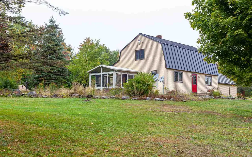 33 Octagon Drive Charlestown NH 03603