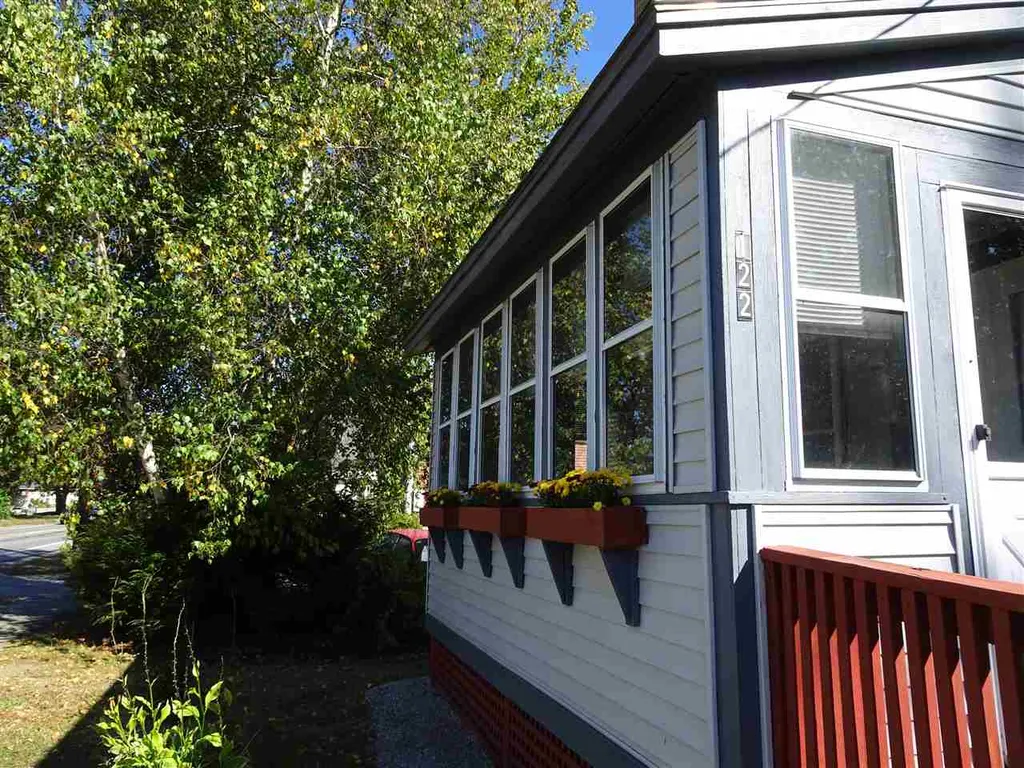 122 Island Street Keene NH 03431