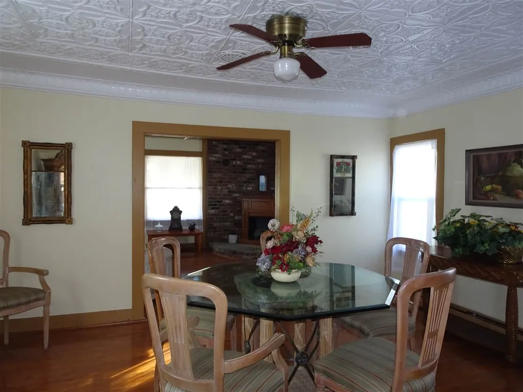 122 Island Street Keene NH 03431