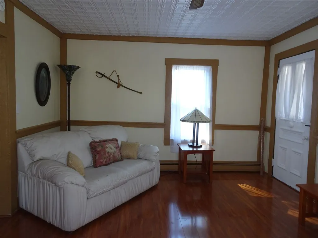 122 Island Street Keene NH 03431