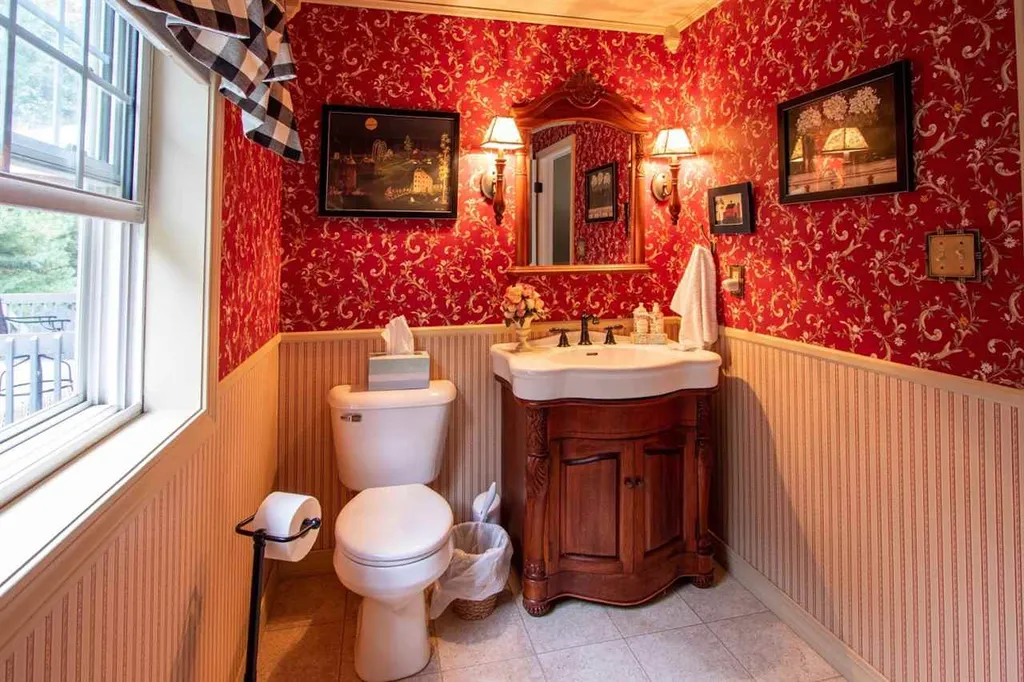 133 Stonington Drive Manchester NH 03109