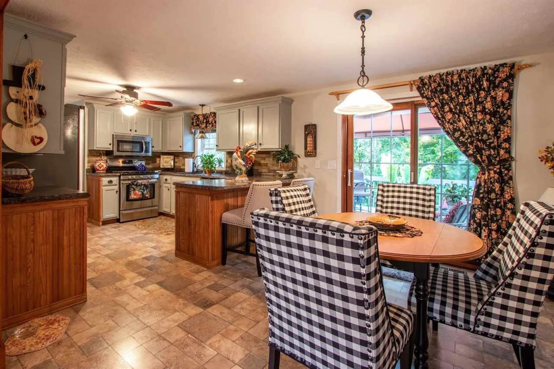 133 Stonington Drive Manchester NH 03109