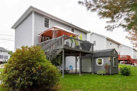 133 Stonington Drive Manchester NH 03109