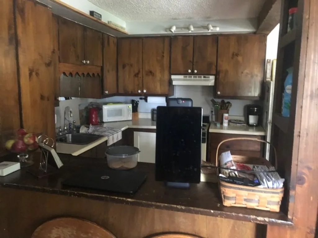 119 Mammoth Road Hooksett NH 03106