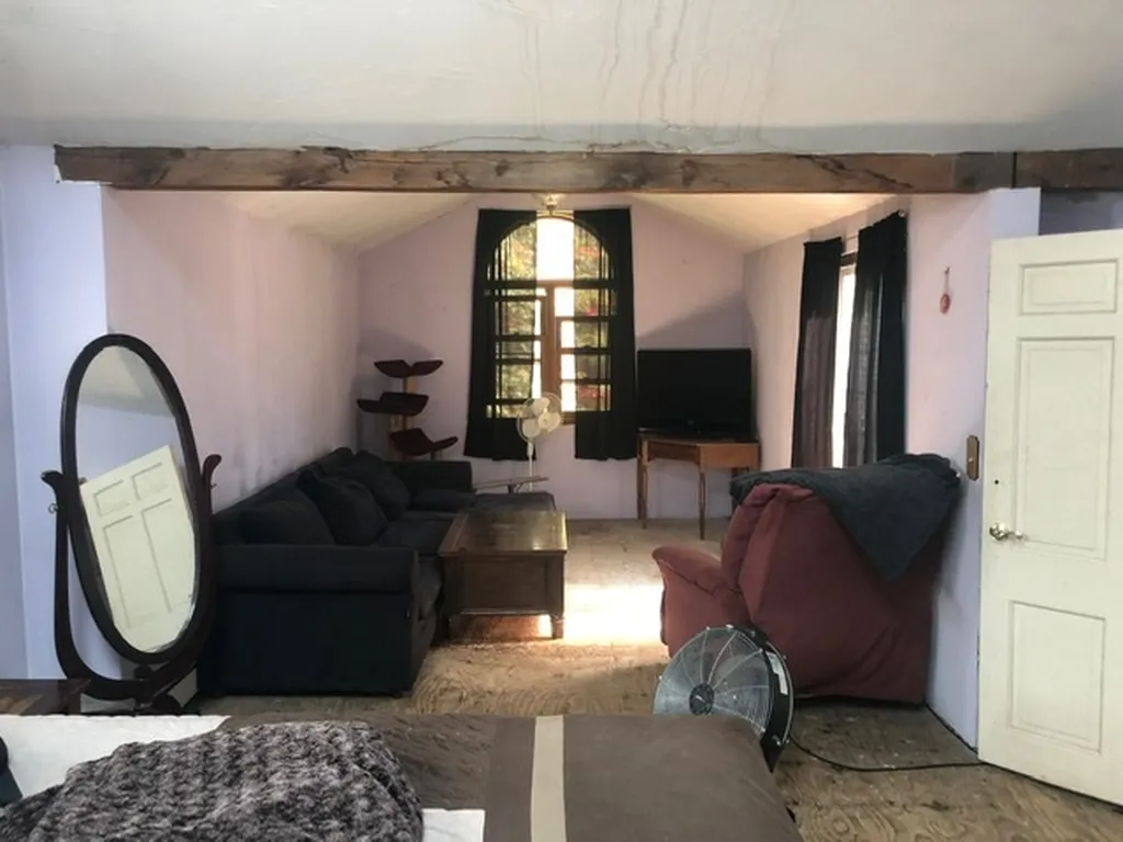 119 Mammoth Road Hooksett NH 03106