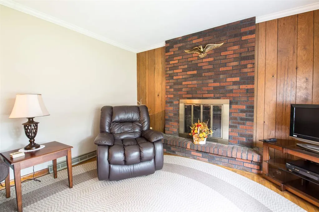 228 Shady Lane Colchester VT 05446