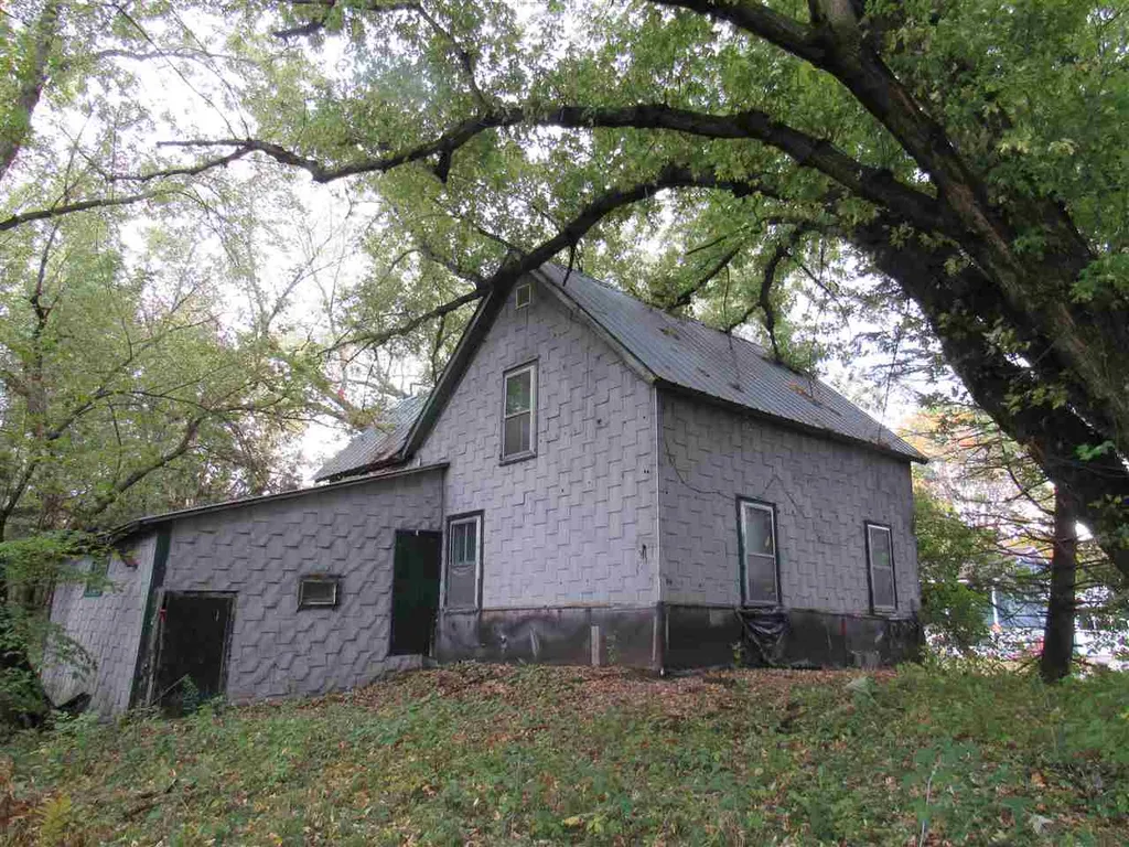 199 Geraldine Avenue Troy VT 05859