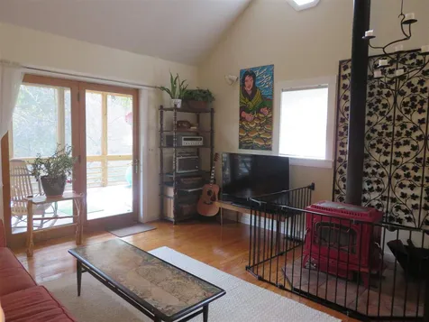 102 Whitney Hill Road Brookline VT 05345
