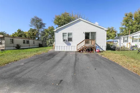 13 Longmeadow Drive Concord NH 03301