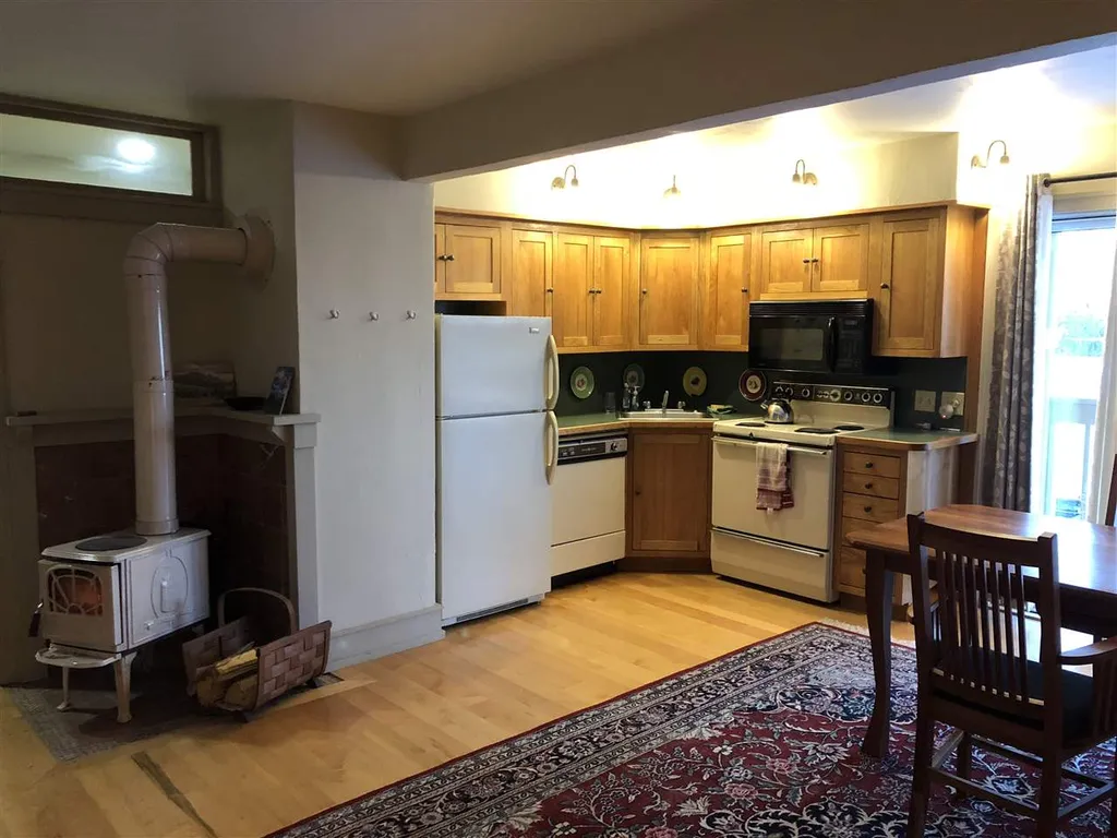 2202 Mountain Road Burke VT 05832